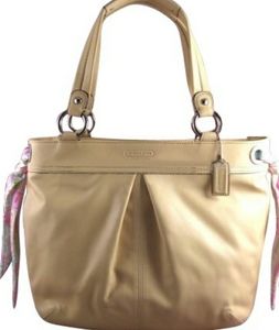 COACH Kyra Leather Bag 2 Silk Scarfs